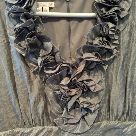 LONDON TIMES PETITES WOMENS SILVER DRESS WEDDING FORMAL SUMMER WINTER SIZE 12P - Picture 4 of 8